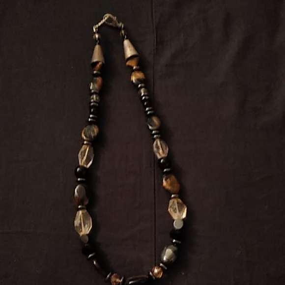 2 Lovely Stone Lady Necklaces - Picture 3 of 3
